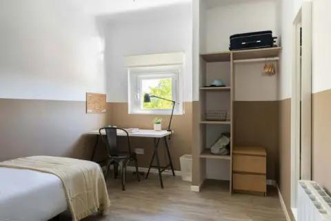 Habitación en calle Daoíz