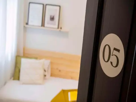 Habitación en calle de la Ballesta, 18