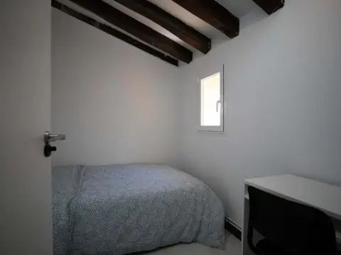 Habitación en Carrera San Jerónimo, 12