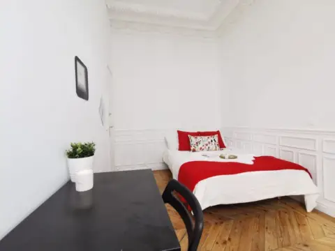 Habitación en calle de Preciados, 42