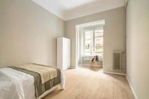 Habitación en Carrer de Balmes, 364
