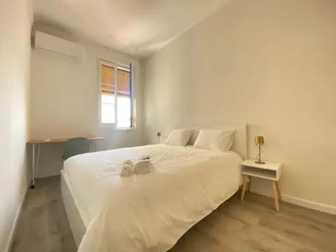 Habitación en Avinguda de la República Argentina, 74