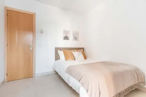 Habitación en Plaza de Santa Cruz, 6