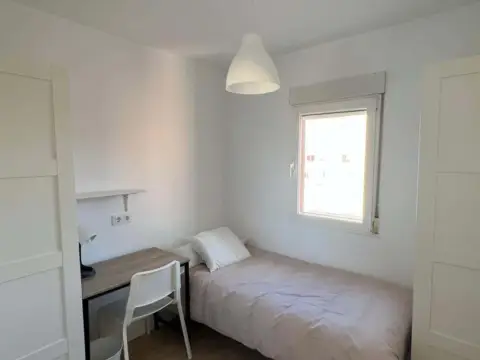 Habitación en calle Camelias, 5