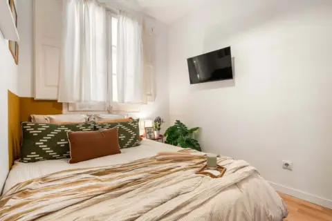 Habitación en Carrer de Cardó, 6