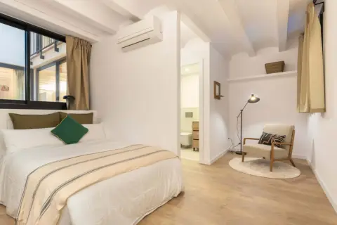 Habitación en Carrer de l'Espanya Industrial