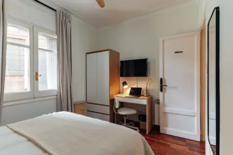 Habitación en Carrer de Sardenya, 555