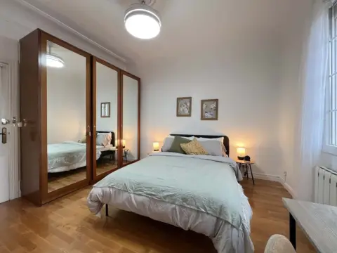 Habitación en calle de la Abada, 5