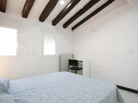 Habitación en Carrera San Jerónimo, 12
