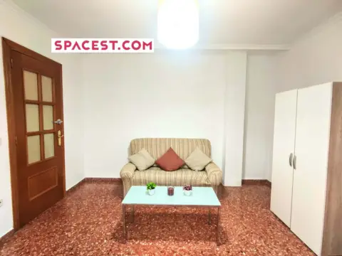 Habitación en Carrer de Vázquez de Mella