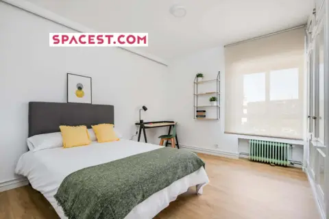 Habitación en Plaza del General Palacio, 4