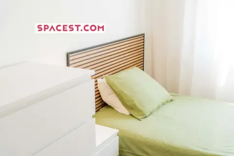 Habitación en calle Carrer de Sant Vicent Màrtir, nº 259