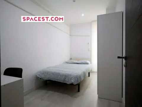 Habitación en Carrera San Jerónimo, 12