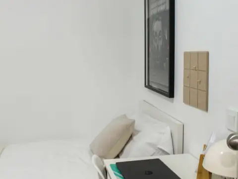 Habitación en calle Daoíz