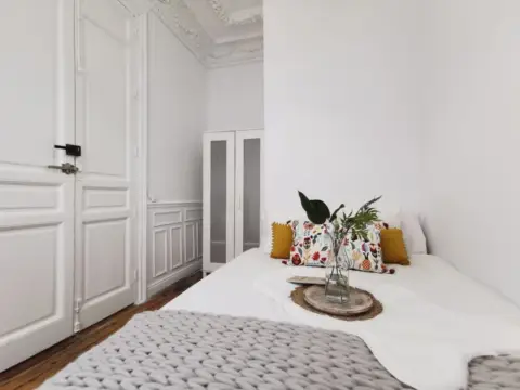 Habitación en calle de Preciados, 42