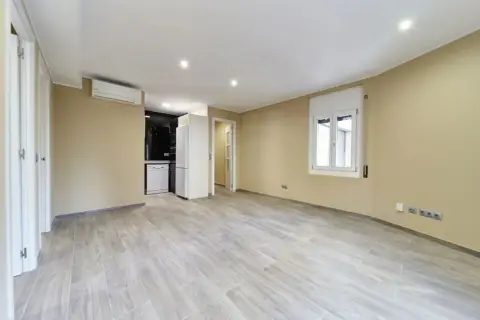 2-bedroom flat for sale in Andorra la Vella · 2 of 52