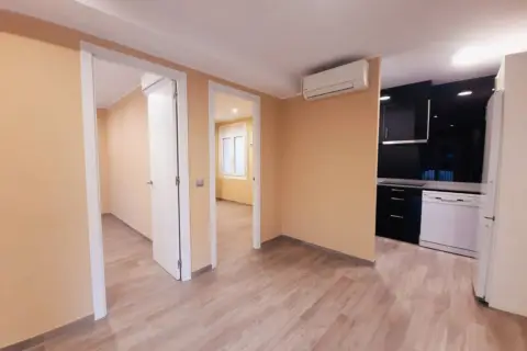2-bedroom flat for sale in Andorra la Vella · 3 of 52