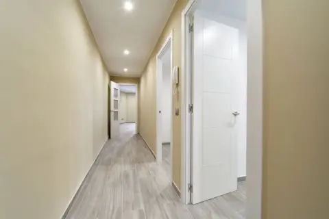 2-bedroom flat for sale in Andorra la Vella · 14 of 52