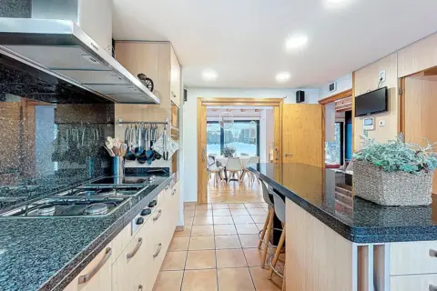 4-bedroom property for sale in Ordino · 25 of 60
