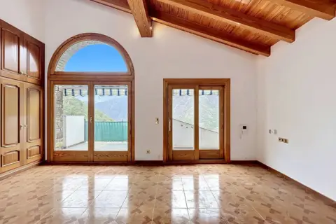 5-bedroom property for rent in Escaldes-Engordany · 60 of 60