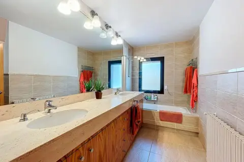 4-bedroom property for sale in Ordino · 52 of 60