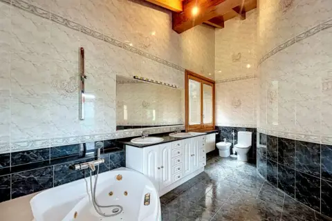 5-bedroom property for rent in Escaldes-Engordany · 22 of 60