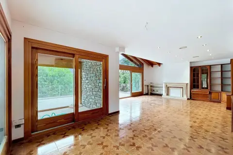 5-bedroom property for rent in Escaldes-Engordany · 2 of 60