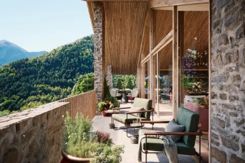 4-bedroom property for sale in La Massana · 5 of 17