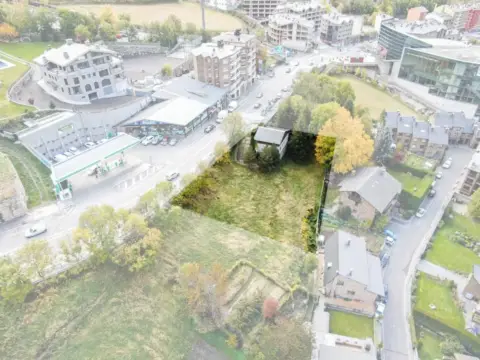 4-bedroom property for sale in Encamp · 19 of 21