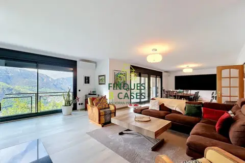 6-bedroom property for sale in Escaldes-Engordany · 58 of 60