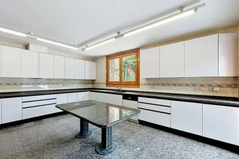 5-bedroom property for rent in Escaldes-Engordany · 53 of 60