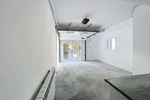 3-bedroom property for rent in La Massana · 26 of 29