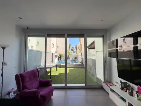 Chalet adosado en Carrer Ausias March