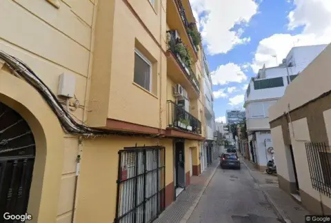 Piso en El Cristo-Cayetano Roldán