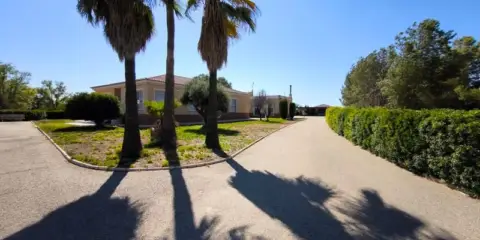 Casa en calle Poblado Torrealvilla