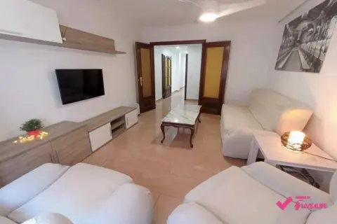Piso en calle de En Gil, 8