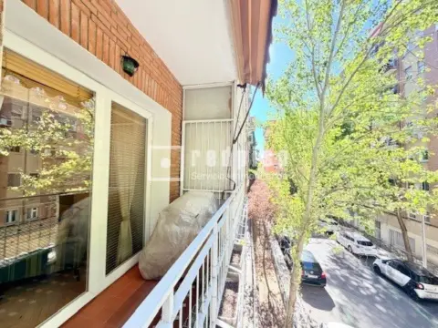 Piso en Madrid, Zona de - Tetuán, Distrito - Almenara