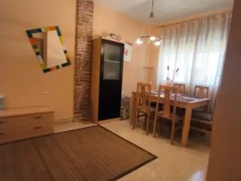 Chalet adosado en Núcleo