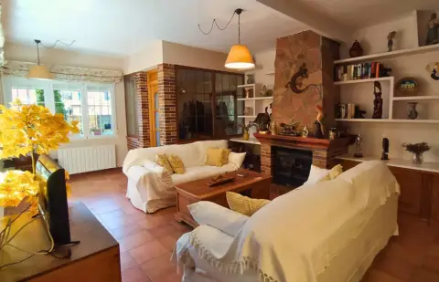 Casa en calle de la Venta