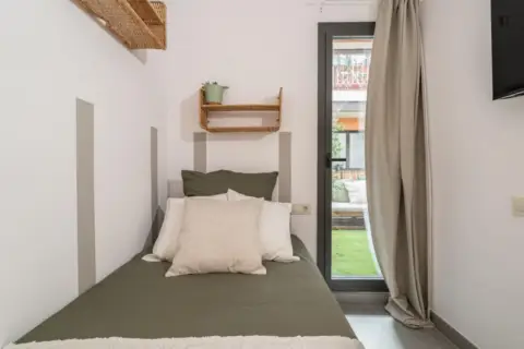 Habitación en Sants-Badal
