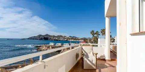 Casa en Pasaje del Acantilado