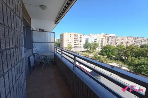 Piso en Costanilla Sant Vicent Màrtir, Nave 272