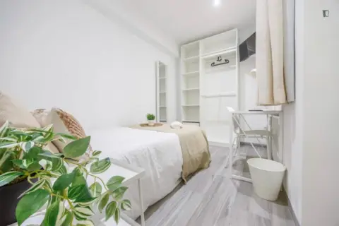 Habitación en Benicalap