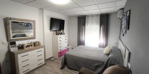 Chalet adosado en Alquerías
