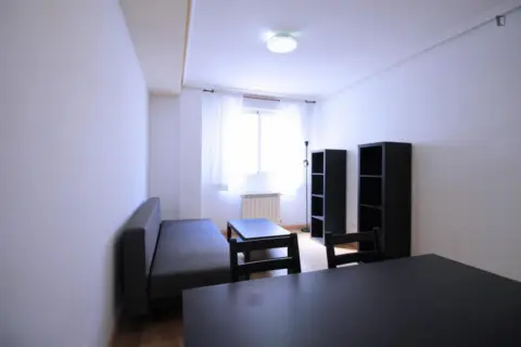 Piso en Valdeacederas