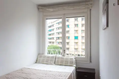 Habitación en El Camp d'en Grassot-Gràcia Nova