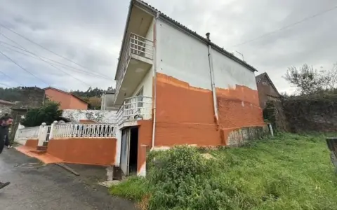 Casa en calle Lugar Torre de Peito Bordel