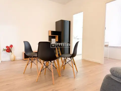 Piso en calle de Altura