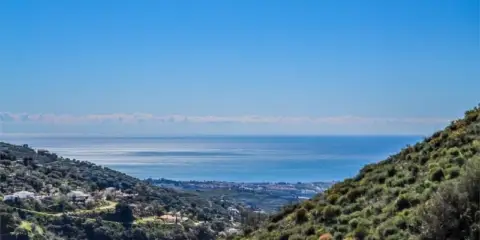Casa rústica en calle Urbanización los Almendros