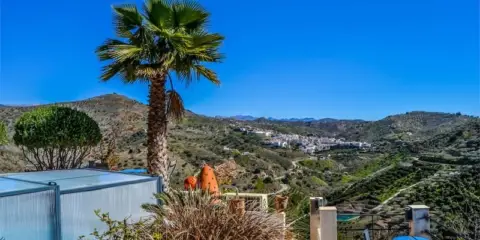 Casa rústica en calle Urbanización los Almendros